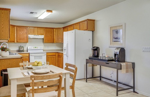 Florence House | Yard, Patio & Grill! Florence Home Near Monastery