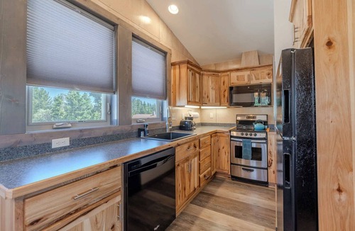 West Yellowstone Apartment | YCC Studio