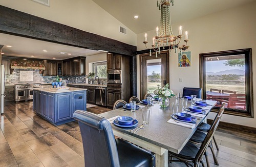 Mesilla House | Year-Round Heated Pool: Upscale Estate: Mountain Views