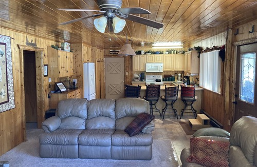 Park County Cabin | Yellowstone Base Camp- Cabin located on the Chief Joseph Highway