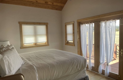 West Yellowstone Boat Rental | Yellowstone Dream Chalet