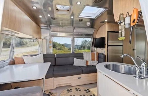 Coarsegold RV Rental | Yosemite's Best Glamping Airstream Experience! Great View!