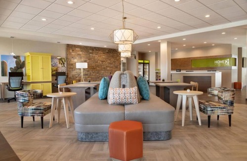 East Mesa Hotel | Your Home Away from Home! Free Breakfast, Pool, Free Parking, Pets Allowed!