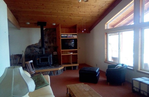 Weldon Cabin | Your home in the Kern River Valley