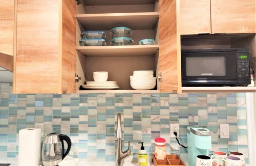 North Lakeport Apartment | Your Oasis Awaits-On the Lake/Pier/Kitchen Lakeport Room #6