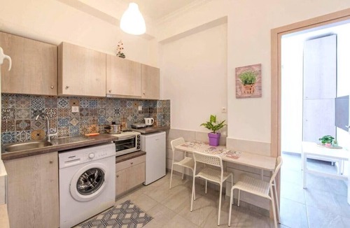Thissio Apartment | Your perfect choice in Athen's best location 1
