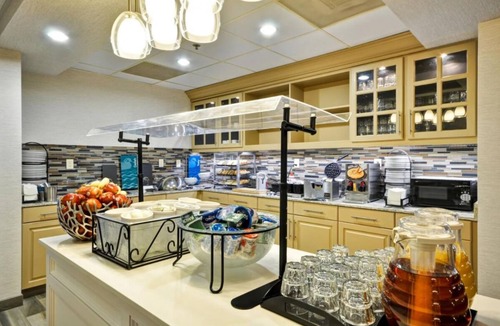 Camelback East Hotel | Your Relaxing Getaway Awaits! Full Kitchen, Free Breakfast, Pool, Pet-friendly!