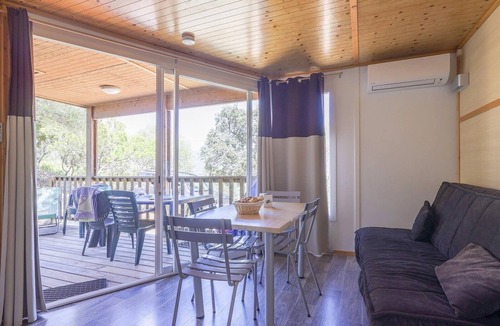 Cargese Ski Chalet | ZEcamping 3 étoiles avec terrain multisports mini golf 2km plage dog friendly