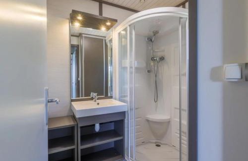 Cargese Ski Chalet | ZEcamping 3 avec espace aquatique