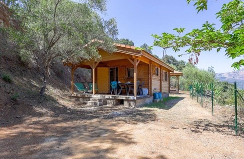 Cargese Ski Chalet | ZEcamping 3* parc aquatique jacuzzi locatif BBQ clim 35m2 5 pers