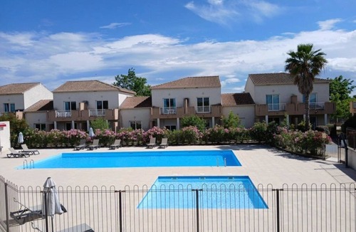 Bravone Apartment | ZEcamping 3* pataugeoire piscine locatif TV LV clim 40m2 6 pers