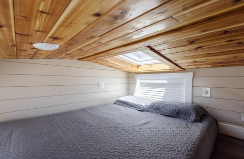 Apple Valley House | Zion Adventure, Private Hot Tub, Starry Nights