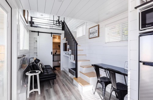 Apple Valley House | Zion Basecamp, Tiny Home Near National Park