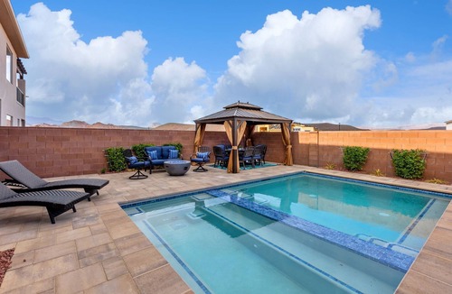 Hurricane House | Zion Getaway - Private Oasis w Pool, Hot Tub & Game Room