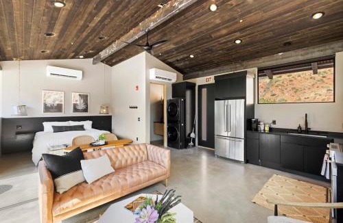 Zion National Park South Entrance Apartment | Zion Loft With Canyon Views Unit 1