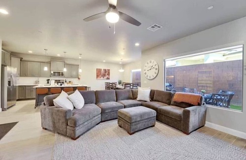 Hurricane House | Zion Village - Hot Tub - Pool - Lazy River - EV - Gym