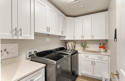 Hurricane House | Zion Village Resort 2065 | Private Hot Tub, Putting Green, and Resort Amenities