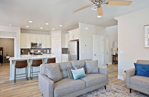 Sienna Hills House | Zion Zen Family-Friendly Townhouse With Home Theater and Pool access