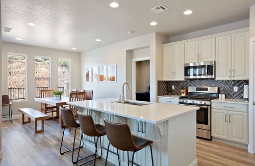 Sienna Hills House | Zion Zen Family-Friendly Townhouse With Home Theater and Pool access