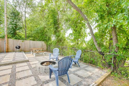 1/2 Mi to Kentucky Downs: Franklin Home w/Patio!