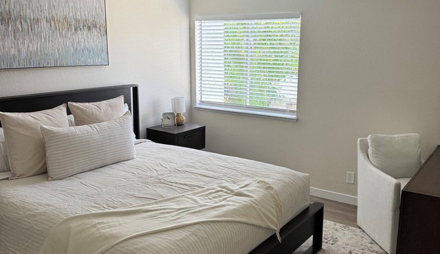 1 bed 1 bath Condo 30+ Stays Ideal for traveling Professionals