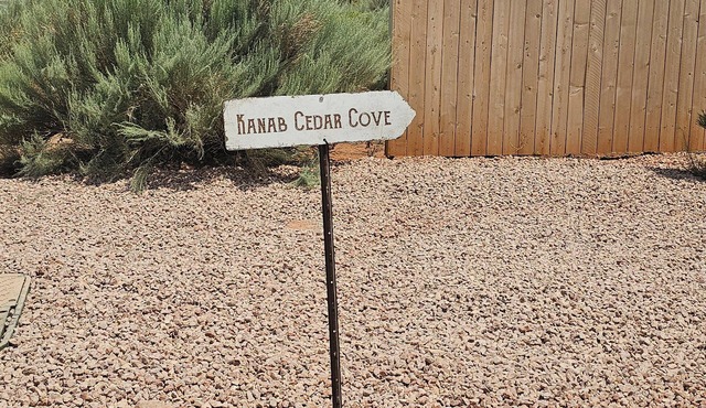 1 Bedroom Discover a Cozy Getaway: near Zion, Bryce, and Grand Canyon!