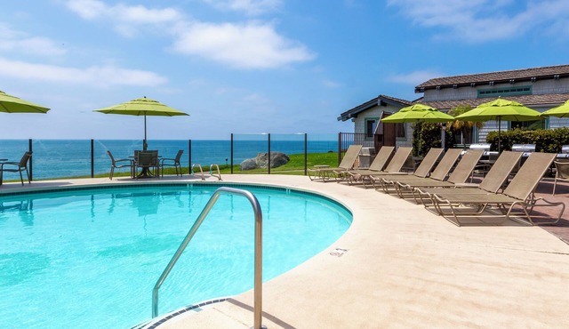 1 Bedroom Suite w/Kitchen | Pool | Free Parking | Del Mar Beach Access