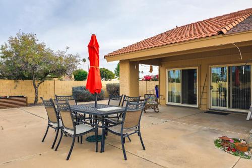 < 1 Mi to Courses! Quiet Golfer's Gem in Sun Lakes