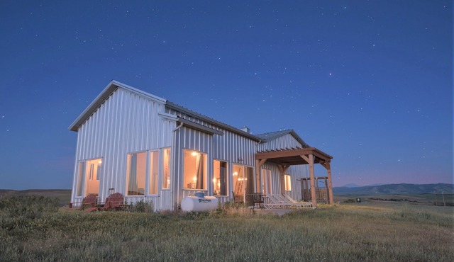 100 Dreamy Acres.100 Mile Views. Night Skies.