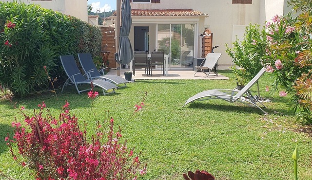 100m beach, house, 2 terraces, garden, air conditioning, WIFI + fibre