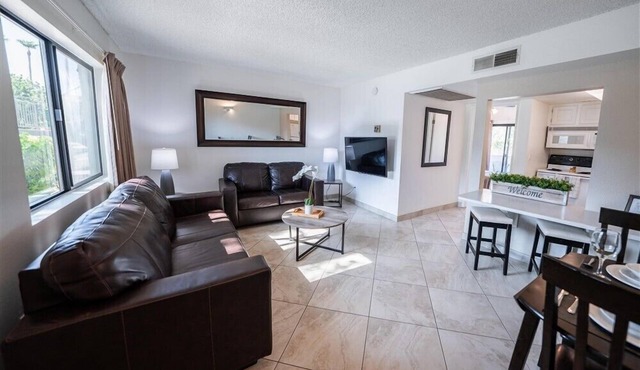 109-Snowbird Favorite! Gated Resort w/Heated Pool
