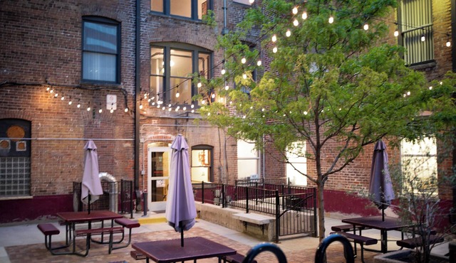 11th Avenue Hostel