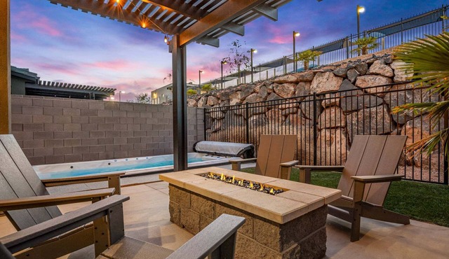 1622, Private Swim Spa, Hot tub, Pickleball Courts