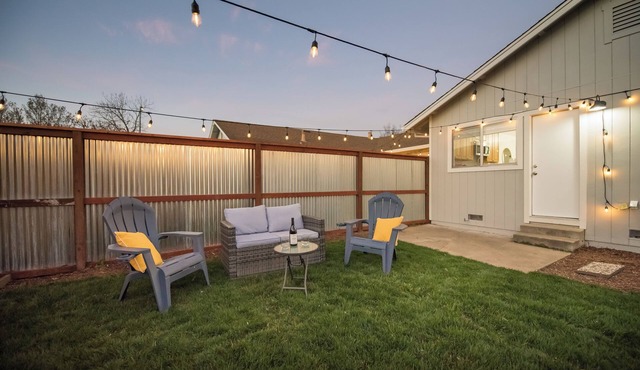 2 BD/1 BA Home- Wine Country Getaway