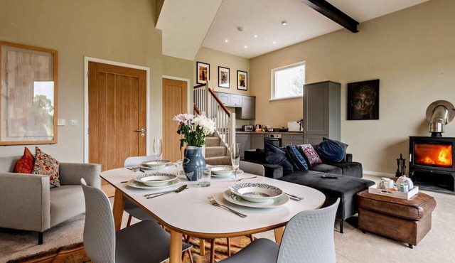 2 Bed in Blandford Forum (oc-88266)