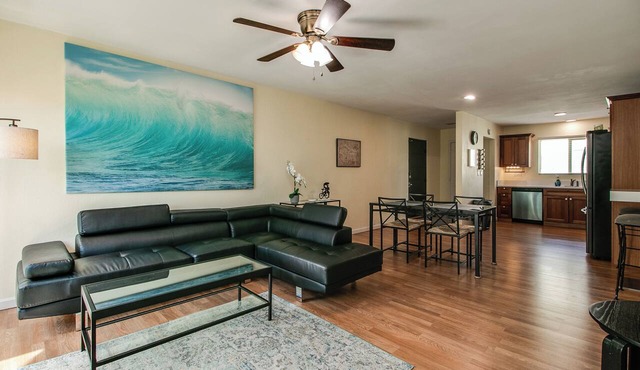 2 Bedroom Condo in Heart of Old Town