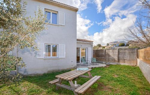 2 Bedroom Lovely Home In Aleria