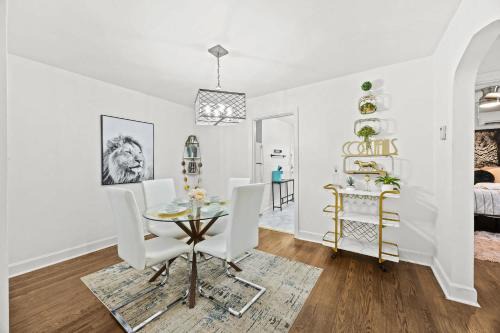2 Charming Units Close to Downtown & Expo Center