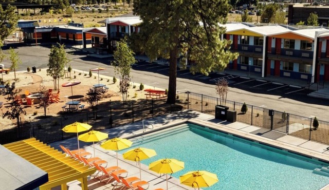 2 Family-Friendly Comfort in the Heart of Flagstaff | Pets Allowed & Pool Access
