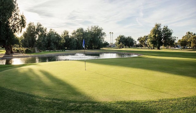 2 King Units for 8! Relaxing Pool, Steps from Golf Course!