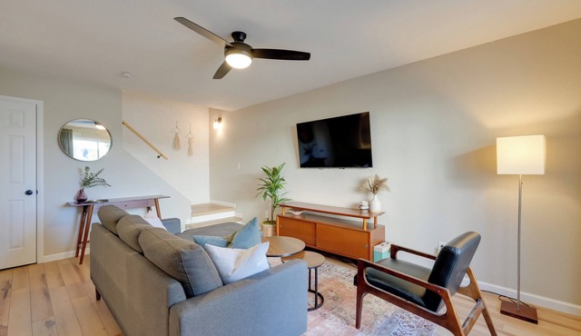2 Mi to Old Town: Home w/Pool Access & Patio