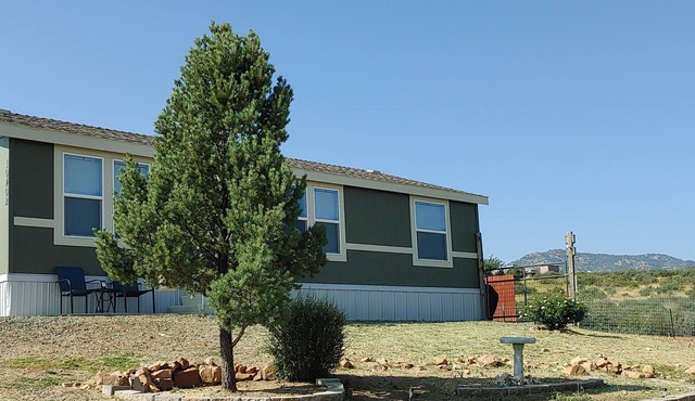 2019 Manufactured Home, peaceful with beautiful mtn view