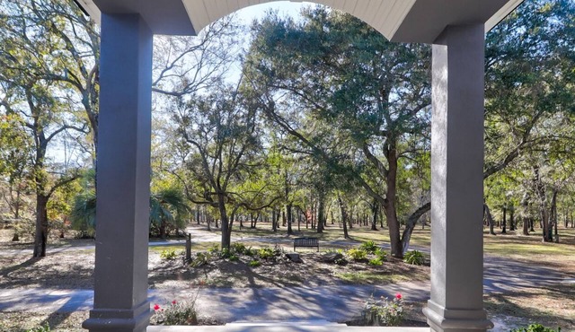 26 acre gated private property close to Downtown Charleston on a lake