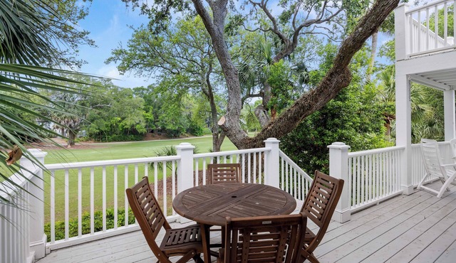 28 Pelican Bay! Wild Dunes Family Vacation! Community Pool, Golf Views, and Close to Beach!