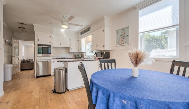 3 Bdrm Pettaquamscutt Home!