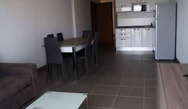 3-room apartment for 6 people (4 adults + 2 children)