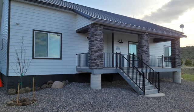 30+ day rental in Beautiful, Cottage in Pine Valley, Utah!