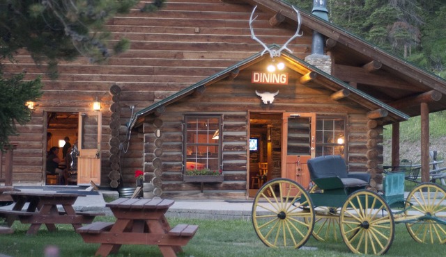 320 Guest Ranch