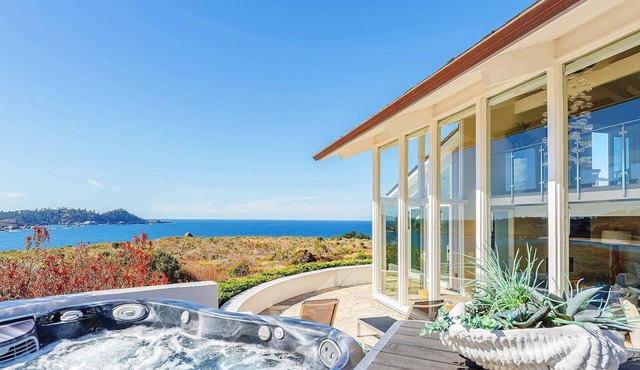 3911 Point Lobos View - Hot Tub with an Ocean View