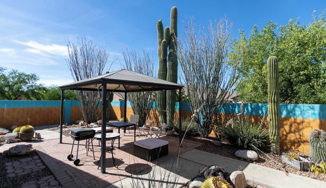 4-bedroom house in lovely Tucson with WiFi, AC